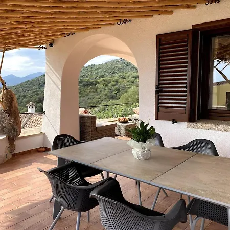 Sardengna Casa de Férias Agrustos
